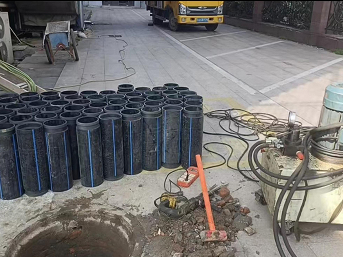 罗平PE置换管厂家 DN315置换管 非开挖管短管置换